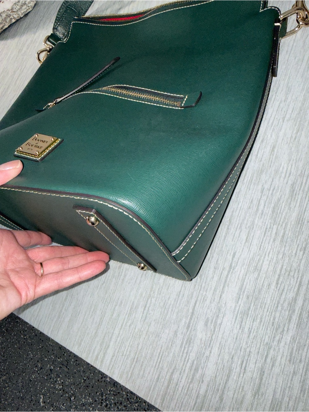 Dooney & Bourke Ivy Saffiano Large Sac Shoulder bag - Picture 6 of 14